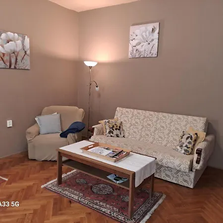 Szell 3 Apartman